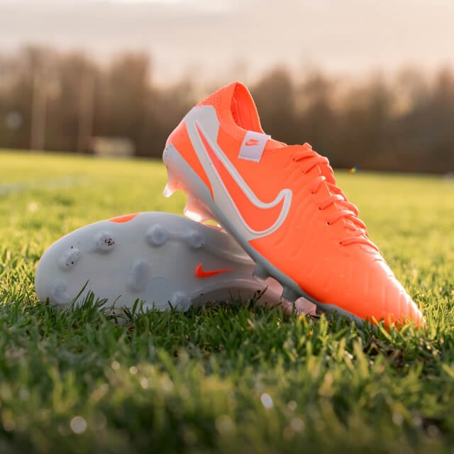 Nike Tiempo