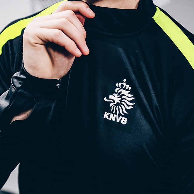 /media/bestanden/blog/nieuw/nike-knvb-trainingscollectie/knvb-slider-tekst-640x640-foto2.jpg