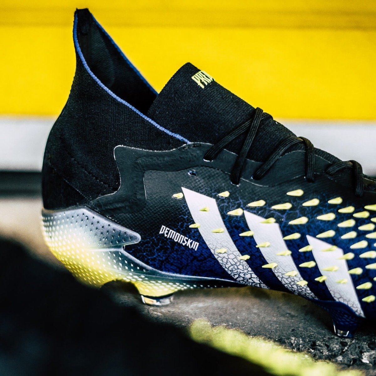 adidas-Superlative-PACK-PREDATOR--Slider-tekst-blokjes-640x640px-7.jpg