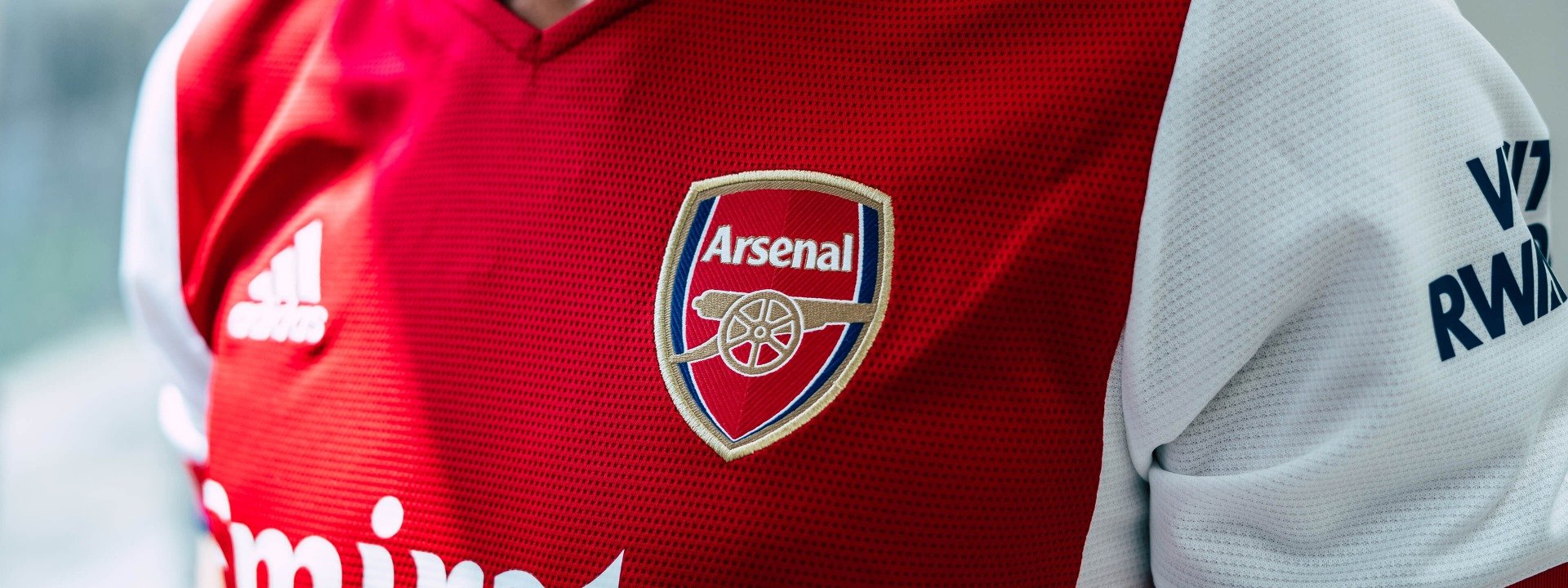 Arsenal-HOME-2122-sliderheader-1920x720.jpg