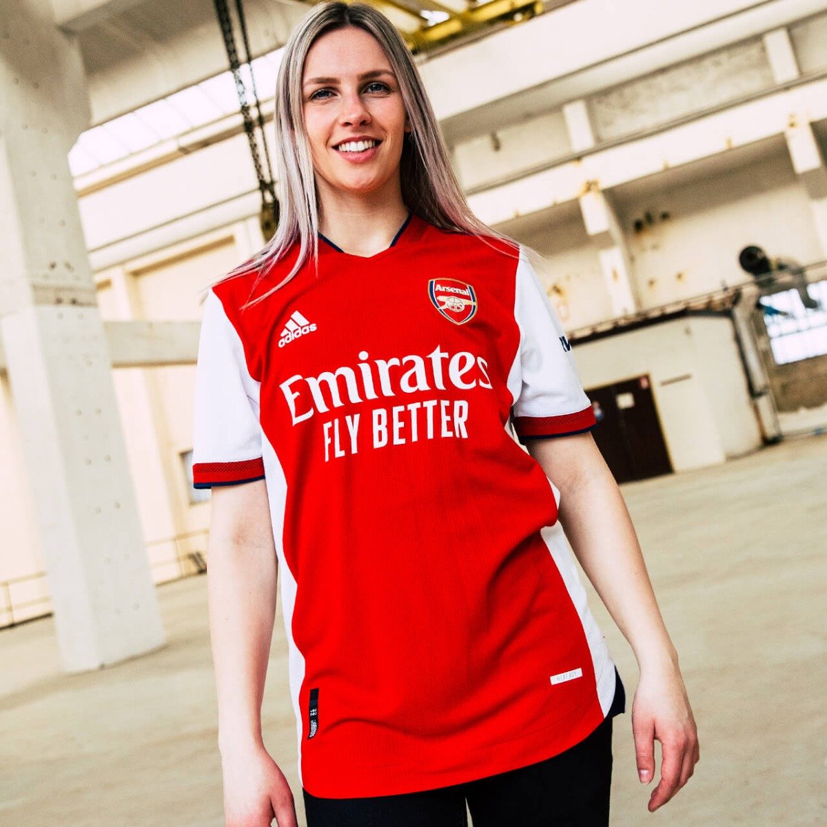 Arsenal-HOME-2122-slidertekst-640x640-5.jpg