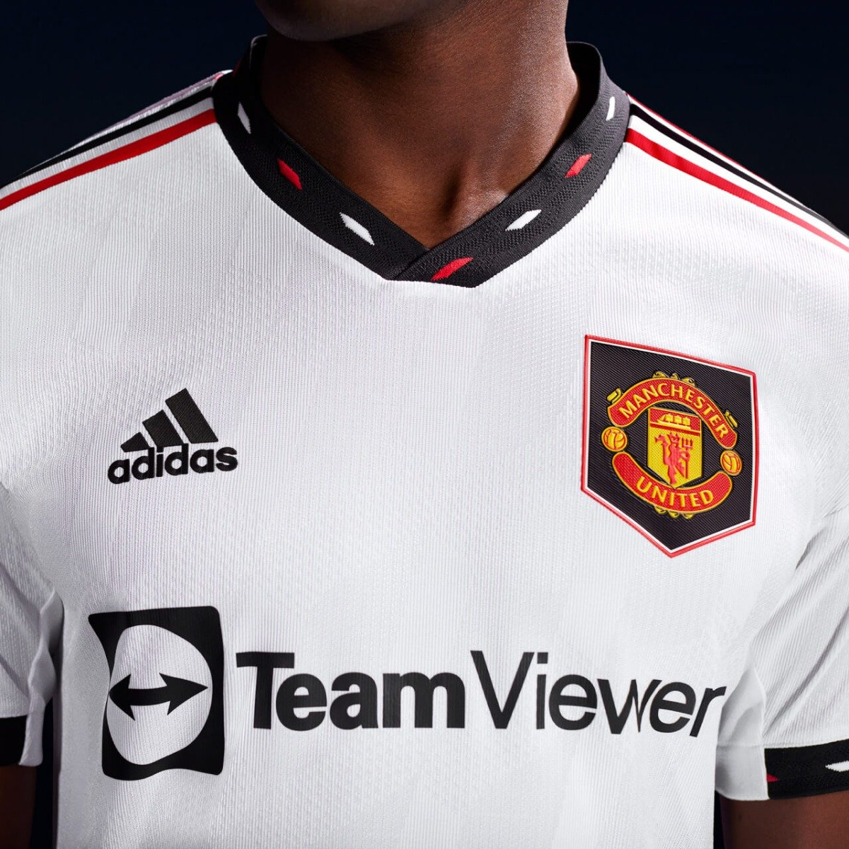 20220728-slider-blokje-adidas-ManchesterUnitedAway22-23-4.jpg