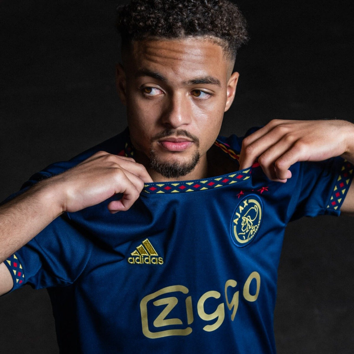 20220804-slider-blokje-adidas-AjaxAway22-23-4.jpg