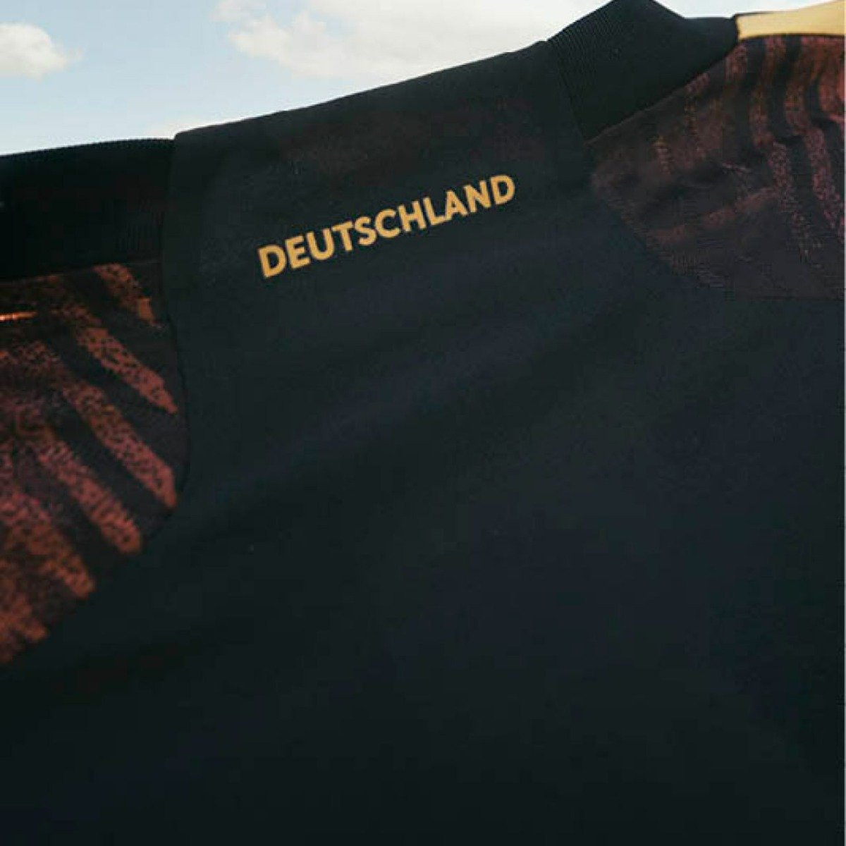 20220905-slider-blokje-adidas-WKLandenshirts-16.jpg