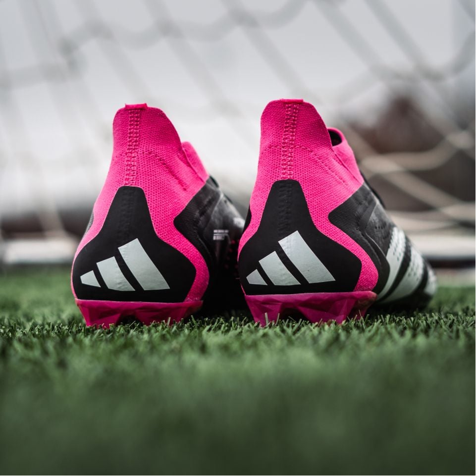 20230201-slider-blokje-adidas-OwnYourFootballPack-PREDATOR-4.jpg