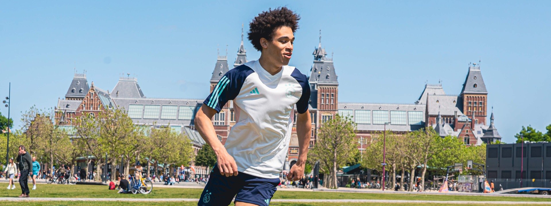 20230526-slider-header-adidas-Ajax-AWAY-11.jpg