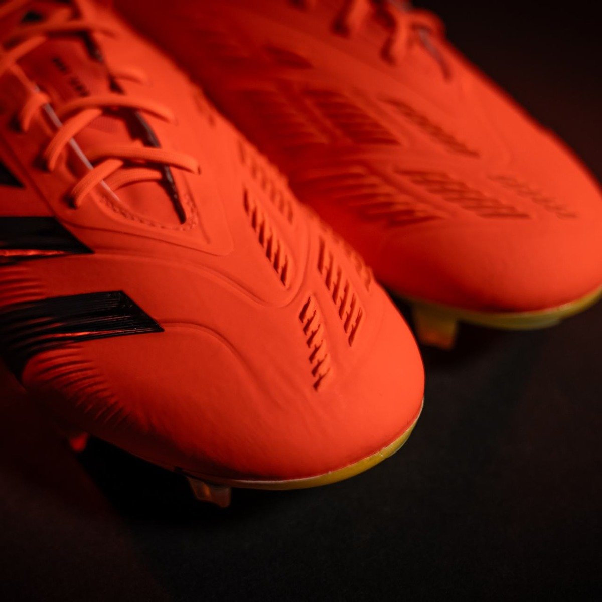 20231215-slider-blokje-adidas-Predator-First-Strike-PACK-11.jpg