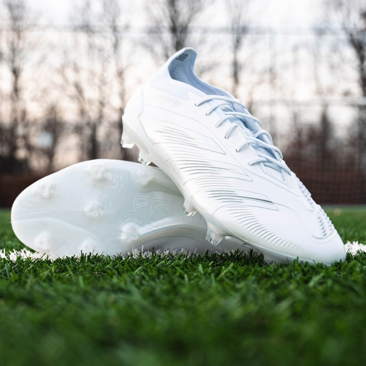 20240130-slider-blokje-adidas-Predator-White-1.jpg