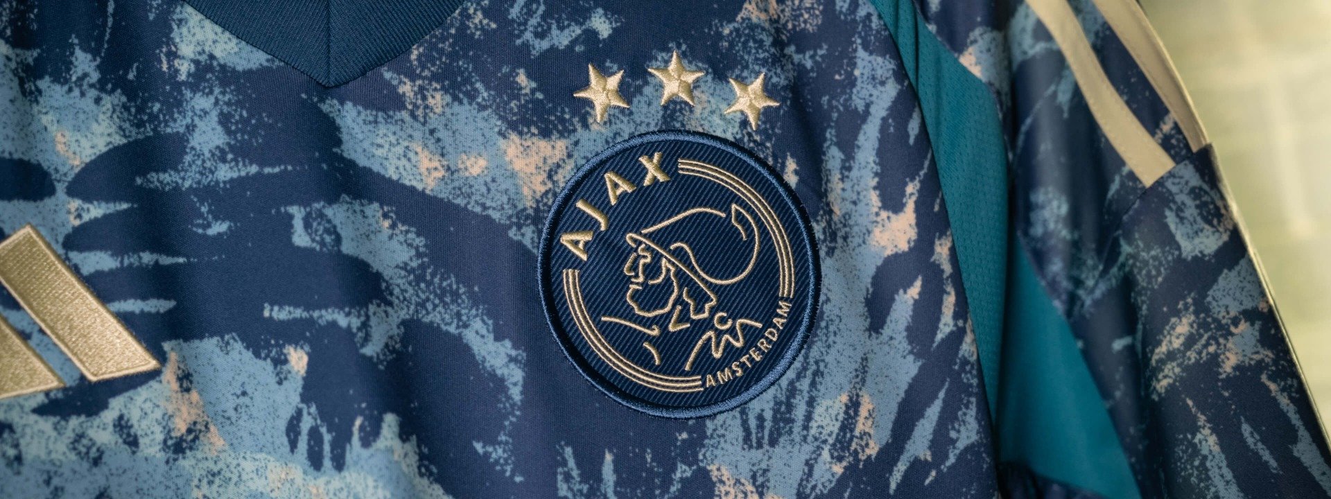 20240531-slider-header-Ajax-AWAY-2425-1.jpg