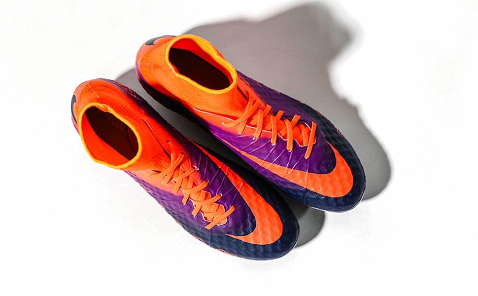 nike-hypervenom-floodlight-slider-22.jpg