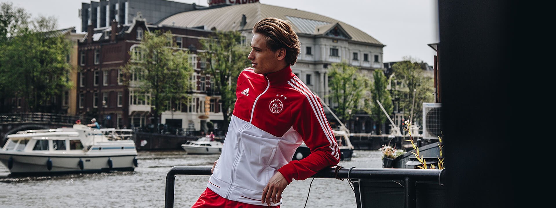 ajaxhomenewcollectie-slider-header-1920x720-foto2.jpg