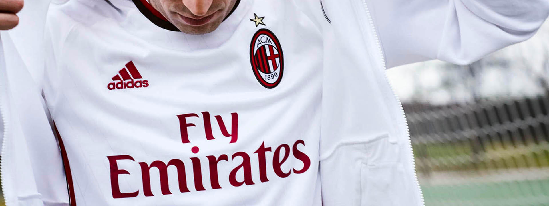 ACMilanAWAY-17-18-slider-header-1920x720.jpg