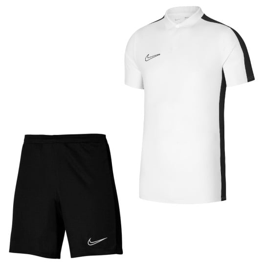 Ensemble nike blanc noir hotsell