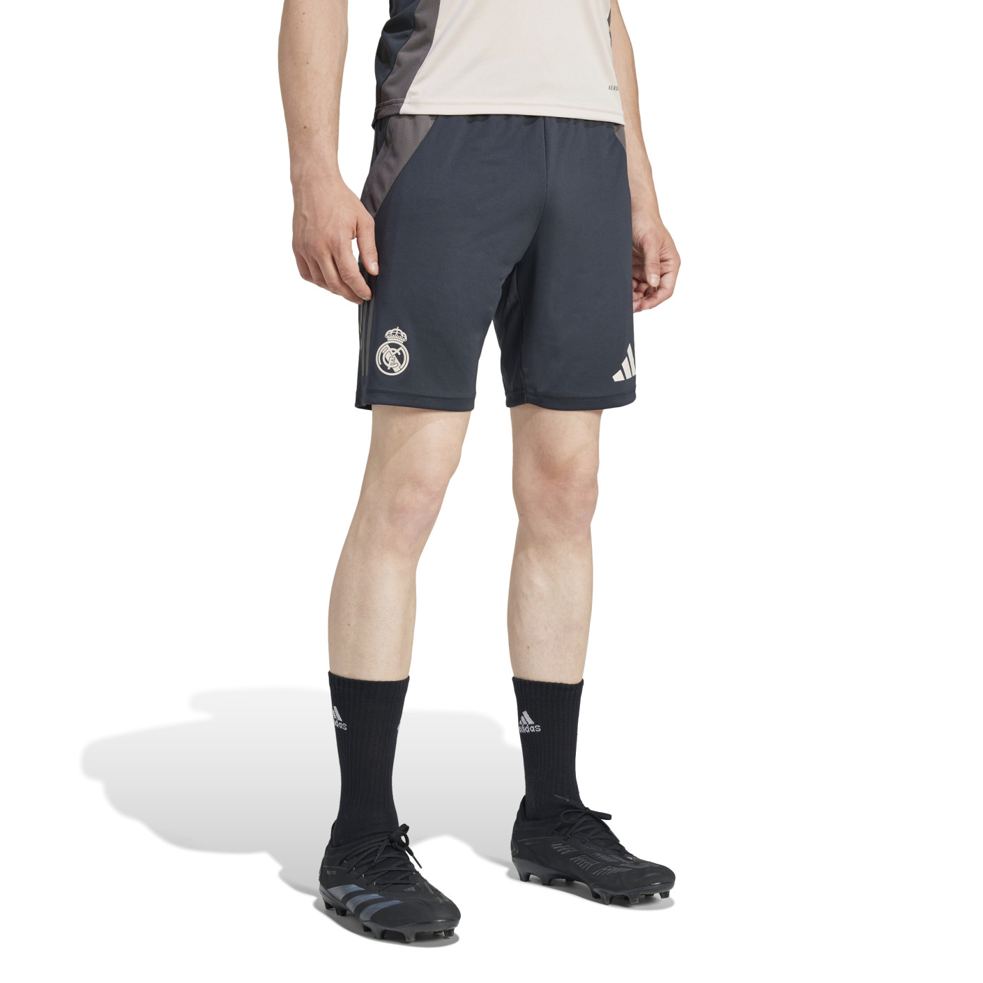 adidas Real Madrid Short d'Entraînement Europe 2024-2025 Gris Foncé Brun Blanc