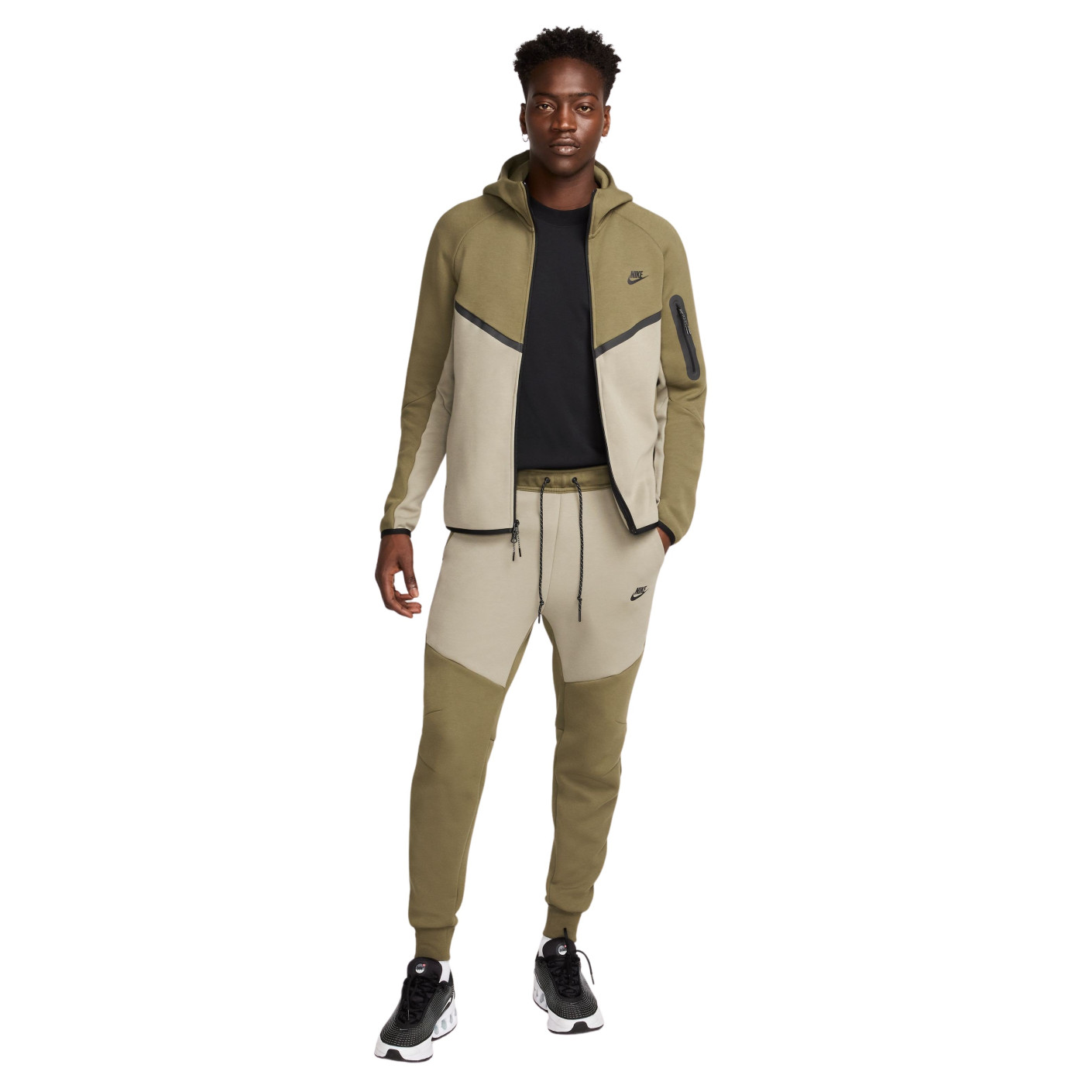 Nike Tech Fleece Sportswear Survêtement Vert Olive Beige Noir