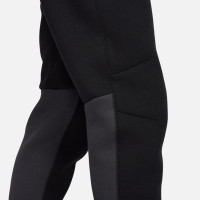 Nike Tech Fleece Sportswear Joggingbroek Zwart Grijs Felrood