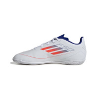 adidas F50 Club Chaussures de Foot en Salle (IN) Enfants Blanc Rouge Bleu