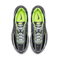 Chaussures de course Nike Initiator gris foncé noir vert