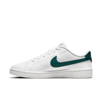 Baskets basses Nike Court Royale 2 blanches et vertes