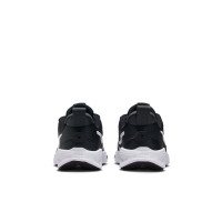 Baskets Nike Star Runner 4 pour enfants, noir, blanc, anthracite