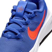 Baskets Nike Star Runner 4 pour enfants, bleu, orange, blanc