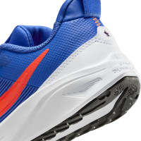 Baskets Nike Star Runner 4 pour enfants, bleu, orange, blanc