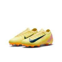 Nike Zoom Mercurial Vapor 16 Mbappé Pro Gazon Naturel Chaussures de Foot (FG) Enfants Jaune Rose Orange