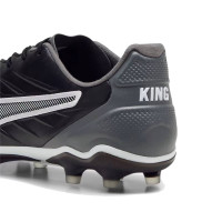 PUMA King Pro Gras / Kunstgras Voetbalschoenen (MG) Zwart Wit Grijs