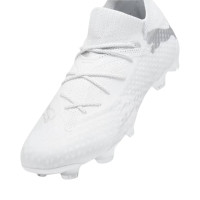 PUMA Future 7 Ultimate Gazon Naturel Gazon Artificiel Chaussures de Foot (MG) Blanc Argenté