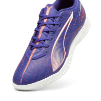 PUMA Ultra 5 Play Chaussures de Foot en Salle (IN) Mauve Rose Clair Blanc