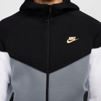 Gilet de sport Nike Tech Fleece noir gris blanc beige