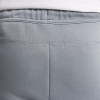 Pantalon de survêtement Nike Tech Fleece gris doré