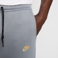 Pantalon de survêtement Nike Tech Fleece gris doré