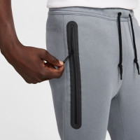 Pantalon de survêtement Nike Tech Fleece gris doré