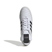 Chaussures de football Adidas Mundial Team Turf (TF) blanches, noires et dorées