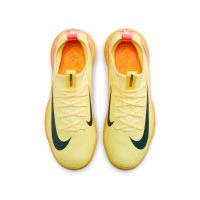 Nike Zoom Mercurial Vapor 16 Mbappé Academy Chaussures de Foot en Salle (IN) Enfants Jaune Rose Orange