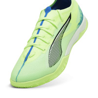 PUMA Ultra 5 Match Chaussures de Foot en Salle (IN) Vert Bleu Noir Blanc