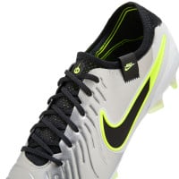 Nike Tiempo Legend 10 Elite Gazon Naturel Chaussures de Foot (FG) Argenté Noir Néon Jaune