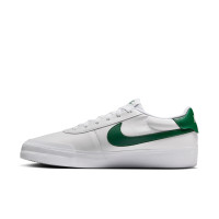 Baskets Nike Court Shot blanches et vert foncé