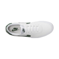 Baskets Nike Court Shot blanches et vert foncé