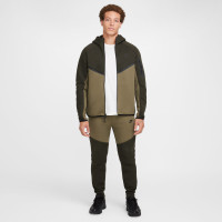 Survêtement de sport Nike Tech Fleece vert olive foncé vert olive noir