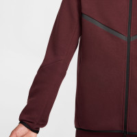 Nike Tech Fleece Sportswear Survêtement Bordeaux Noir