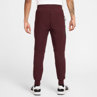 Nike Tech Fleece Sportswear Survêtement Bordeaux Noir