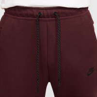 Nike Tech Fleece Sportswear Survêtement Bordeaux Noir