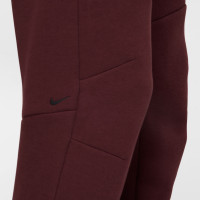 Nike Tech Fleece Sportswear Survêtement Bordeaux Noir