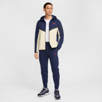 Nike Tech Fleece Sportswear Survêtement Bleu Foncé Beige Rouge