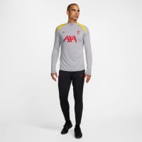 Nike Liverpool Strike Haut d'Entraînement 1/4-Zip 2024-2025 Gris Jaune Rouge