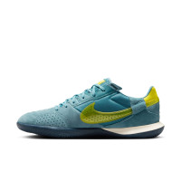 Chaussures de football Nike Street Gato Street, jaune sarcelle