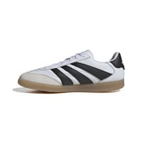 Chaussures de football en salle adidas Predator Freestyle (IN) blanches, noires et brunes