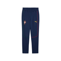 PUMA Portugal Casuals Pantalon d'Entraînement 2025-2026 Bleu Foncé Jaune Rouge